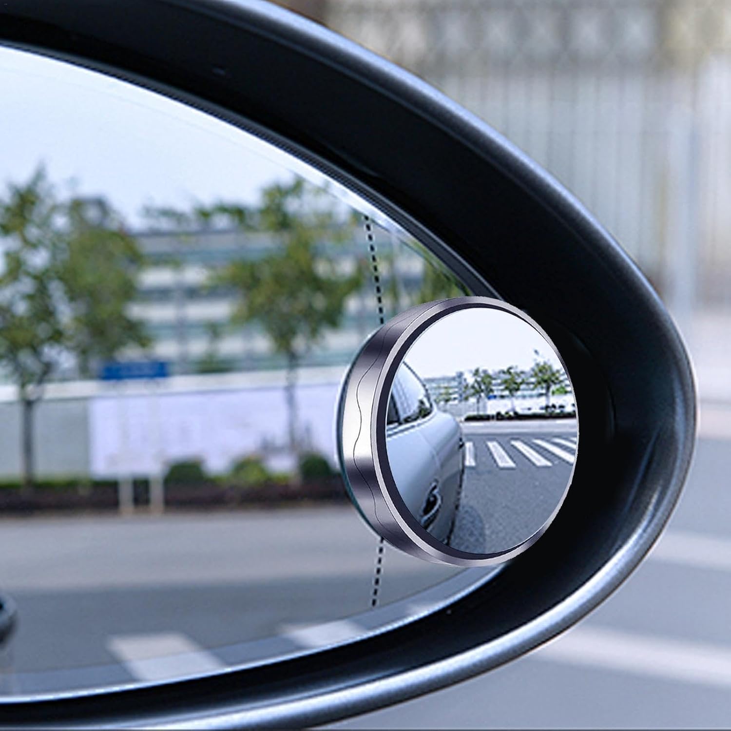 آینه نقطه کور خودرو