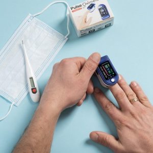 پالس اکسیمتر سنجش اکسیژن و ضربان قلب